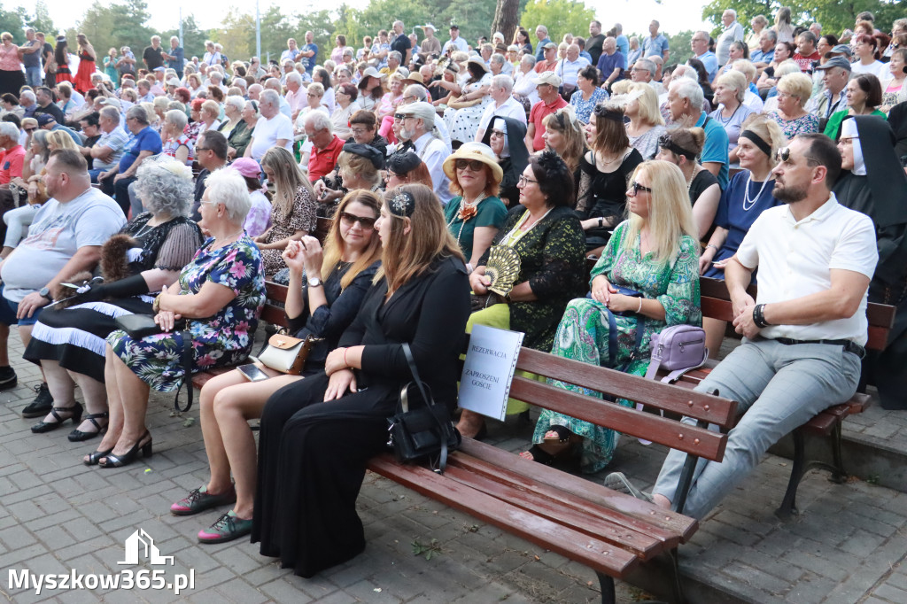 Fotorelacja II: Imieniny Hrabiny w Żarkach Letnisku Gmina Poraj