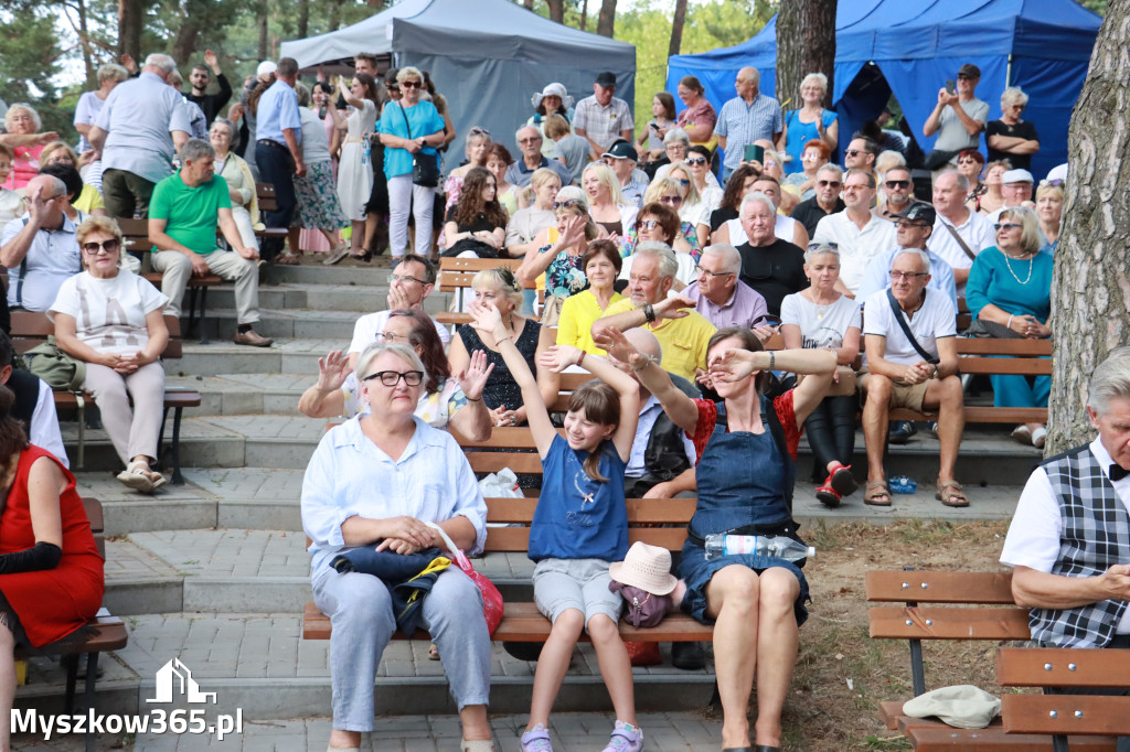 Fotorelacja II: Imieniny Hrabiny w Żarkach Letnisku Gmina Poraj