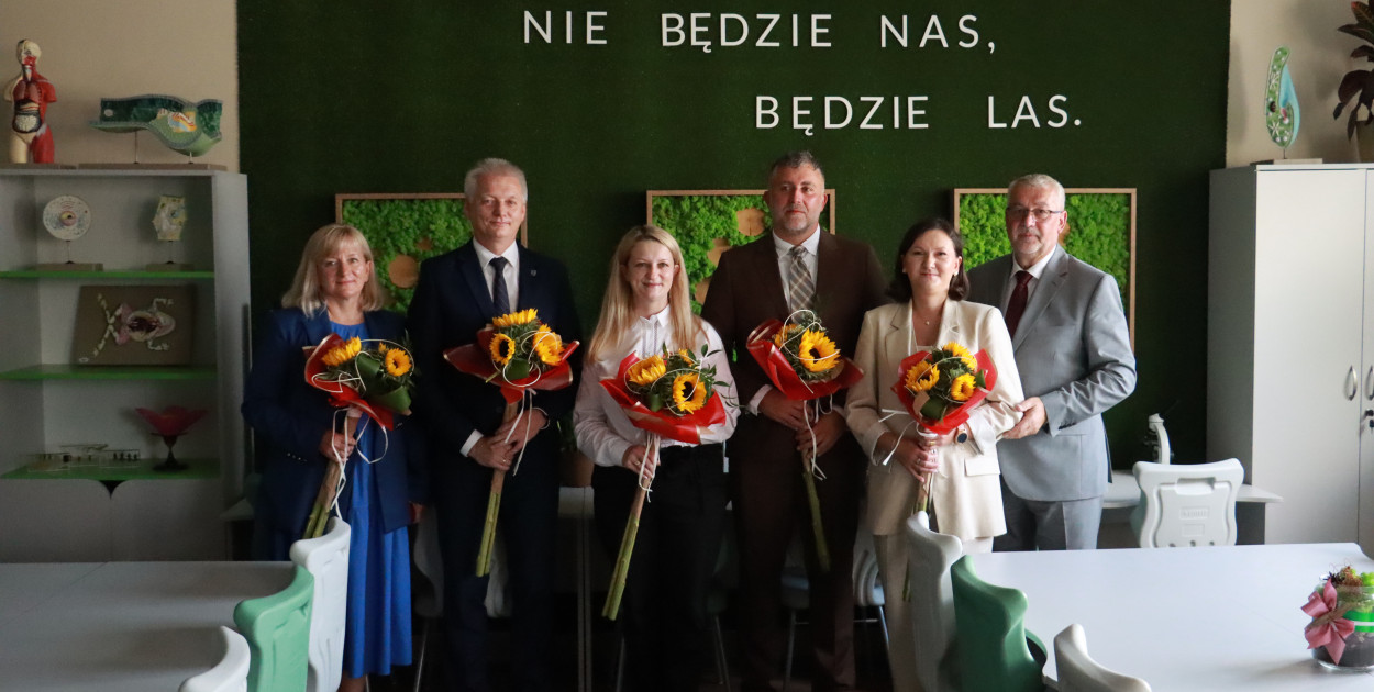 Fotorelacja: Rozpoczęcie nowego roku szkolnego w SP3 Myszków