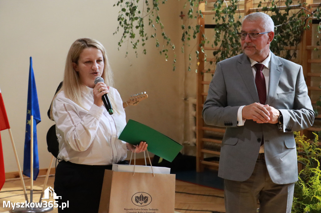 Fotorelacja: Rozpoczęcie nowego roku szkolnego w SP3 Myszków
