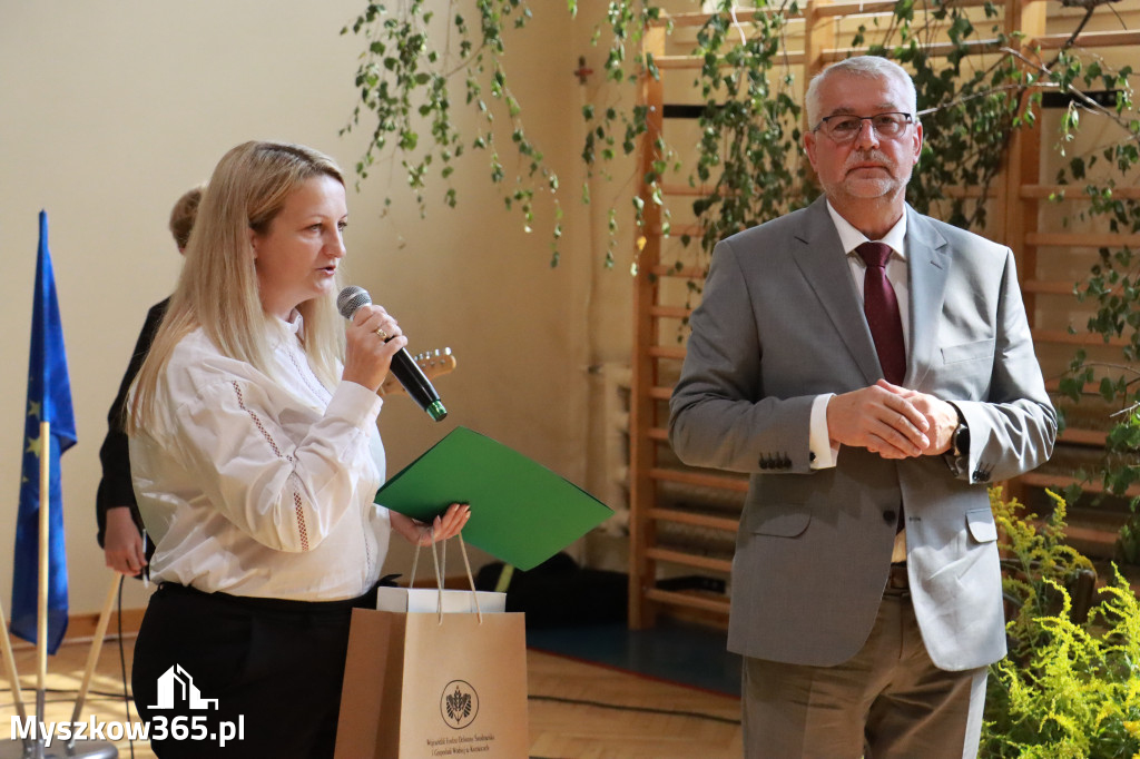Fotorelacja: Rozpoczęcie nowego roku szkolnego w SP3 Myszków