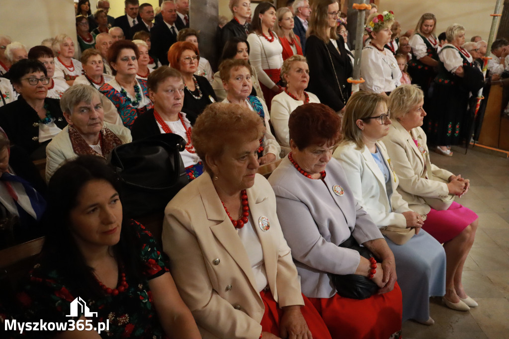Fotorelacja I: Dożynki Powiatu Myszkowskiego w Niegowie