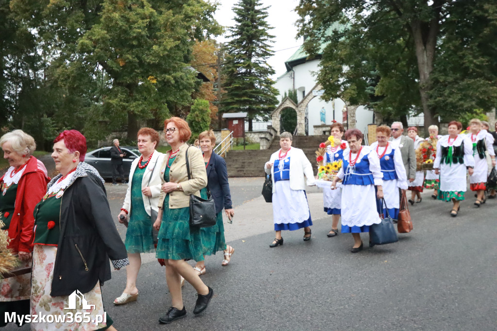Fotorelacja I: Dożynki Powiatu Myszkowskiego w Niegowie