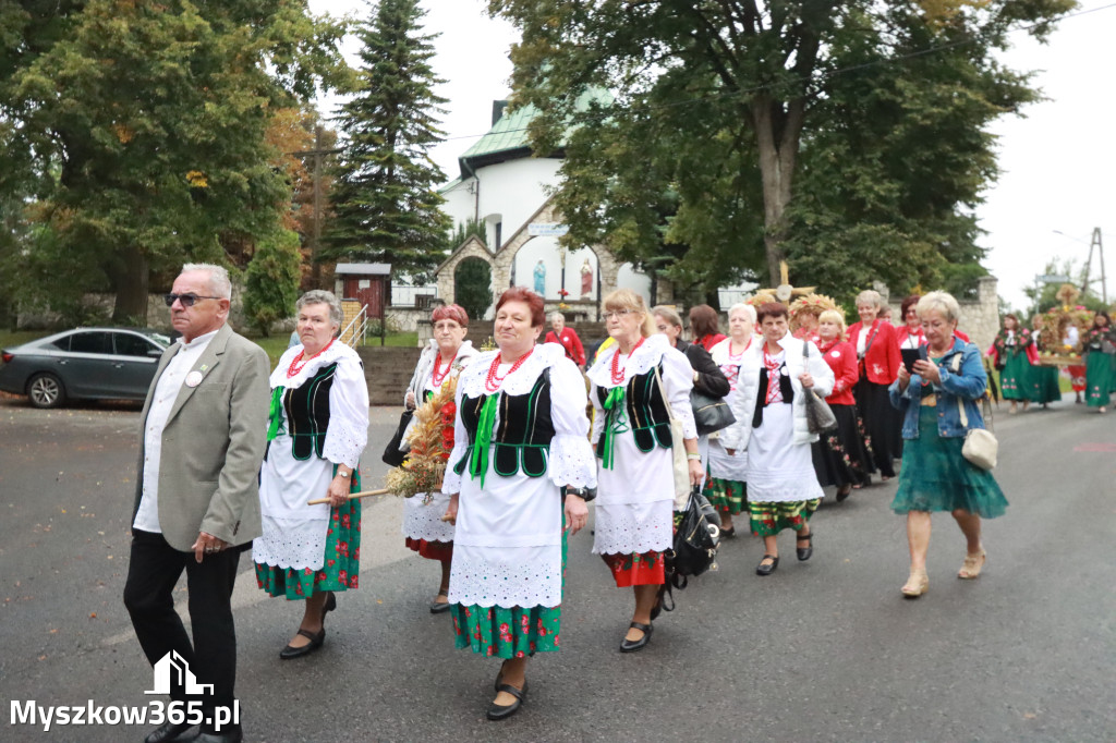 Fotorelacja I: Dożynki Powiatu Myszkowskiego w Niegowie