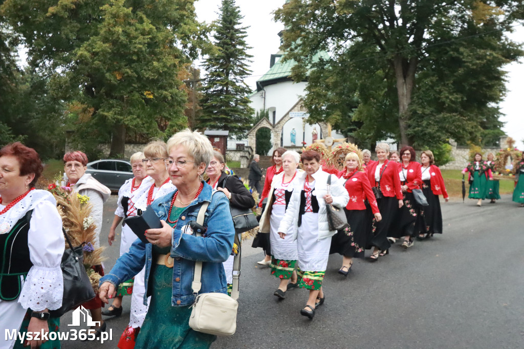Fotorelacja I: Dożynki Powiatu Myszkowskiego w Niegowie