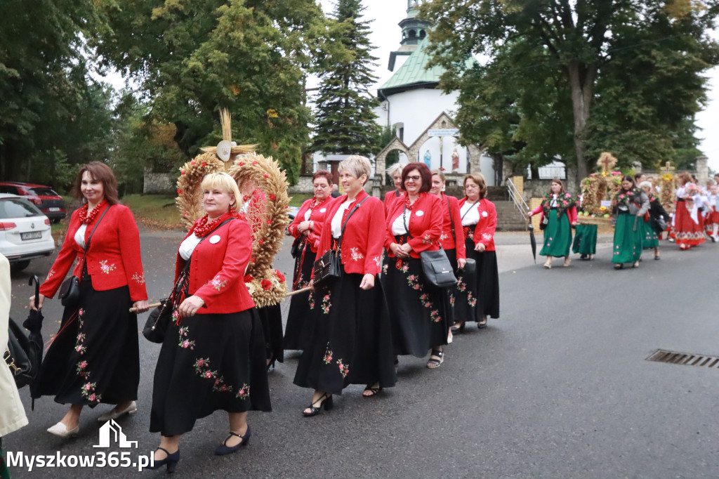 Fotorelacja I: Dożynki Powiatu Myszkowskiego w Niegowie