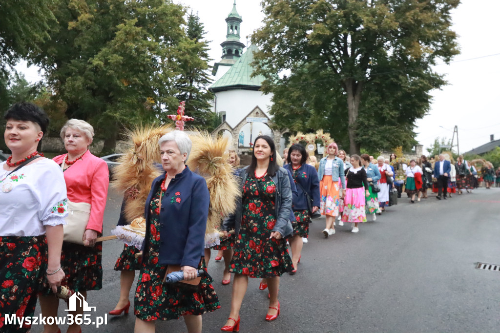 Fotorelacja I: Dożynki Powiatu Myszkowskiego w Niegowie
