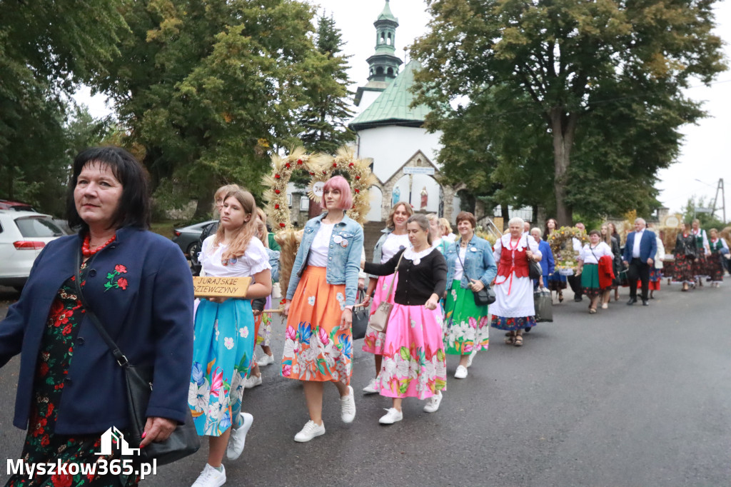 Fotorelacja I: Dożynki Powiatu Myszkowskiego w Niegowie