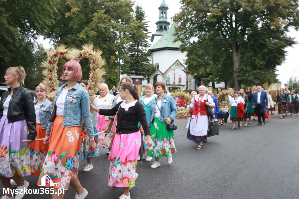 Fotorelacja I: Dożynki Powiatu Myszkowskiego w Niegowie