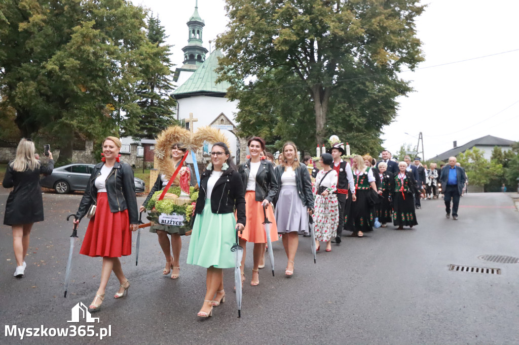 Fotorelacja I: Dożynki Powiatu Myszkowskiego w Niegowie