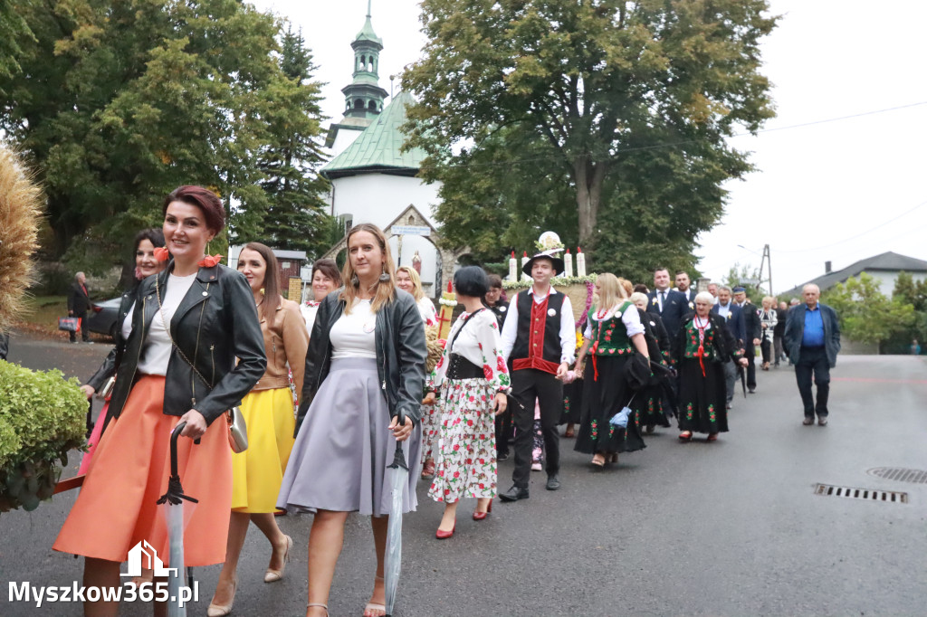Fotorelacja I: Dożynki Powiatu Myszkowskiego w Niegowie