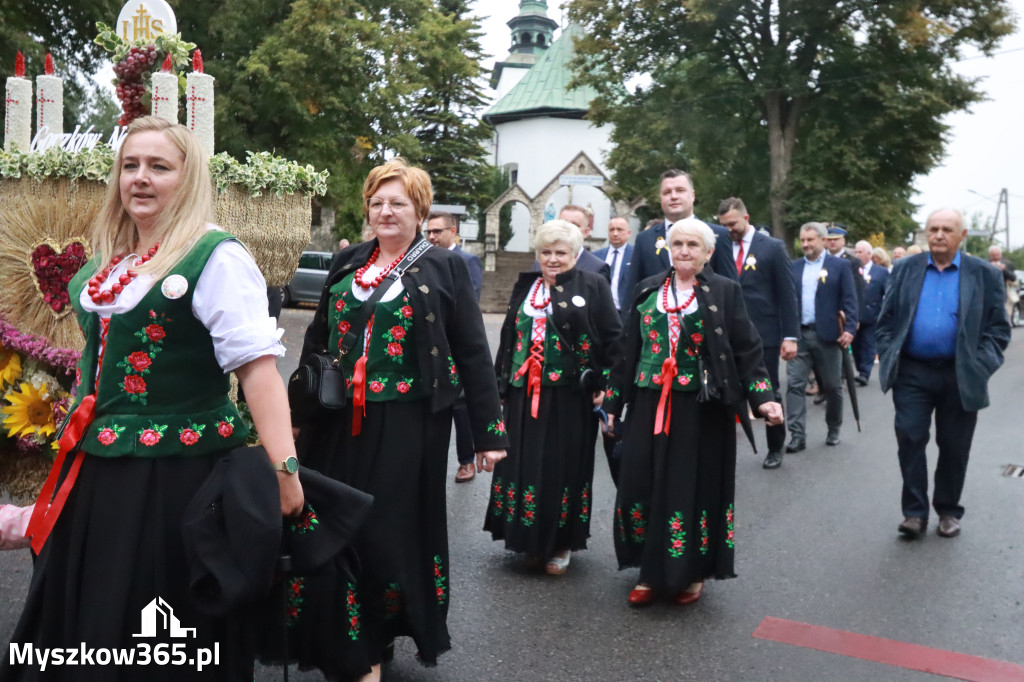 Fotorelacja I: Dożynki Powiatu Myszkowskiego w Niegowie