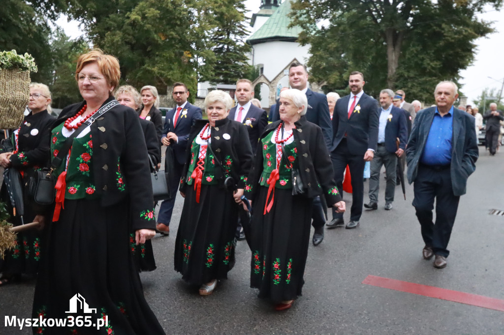 Fotorelacja I: Dożynki Powiatu Myszkowskiego w Niegowie