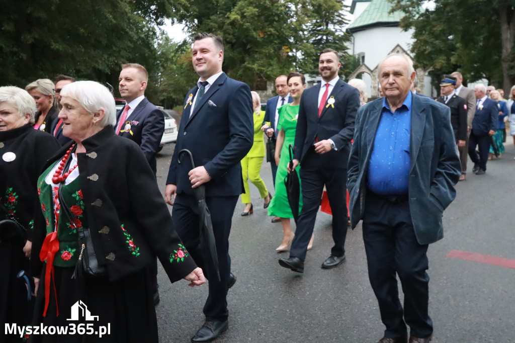 Fotorelacja I: Dożynki Powiatu Myszkowskiego w Niegowie