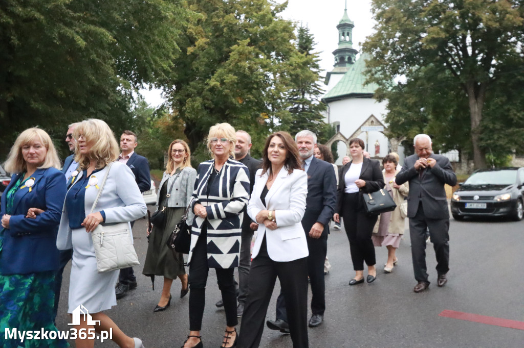 Fotorelacja I: Dożynki Powiatu Myszkowskiego w Niegowie