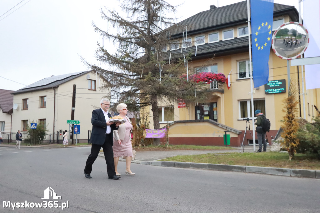 Fotorelacja I: Dożynki Powiatu Myszkowskiego w Niegowie