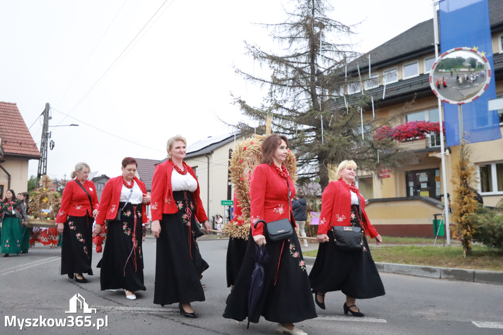 Fotorelacja I: Dożynki Powiatu Myszkowskiego w Niegowie