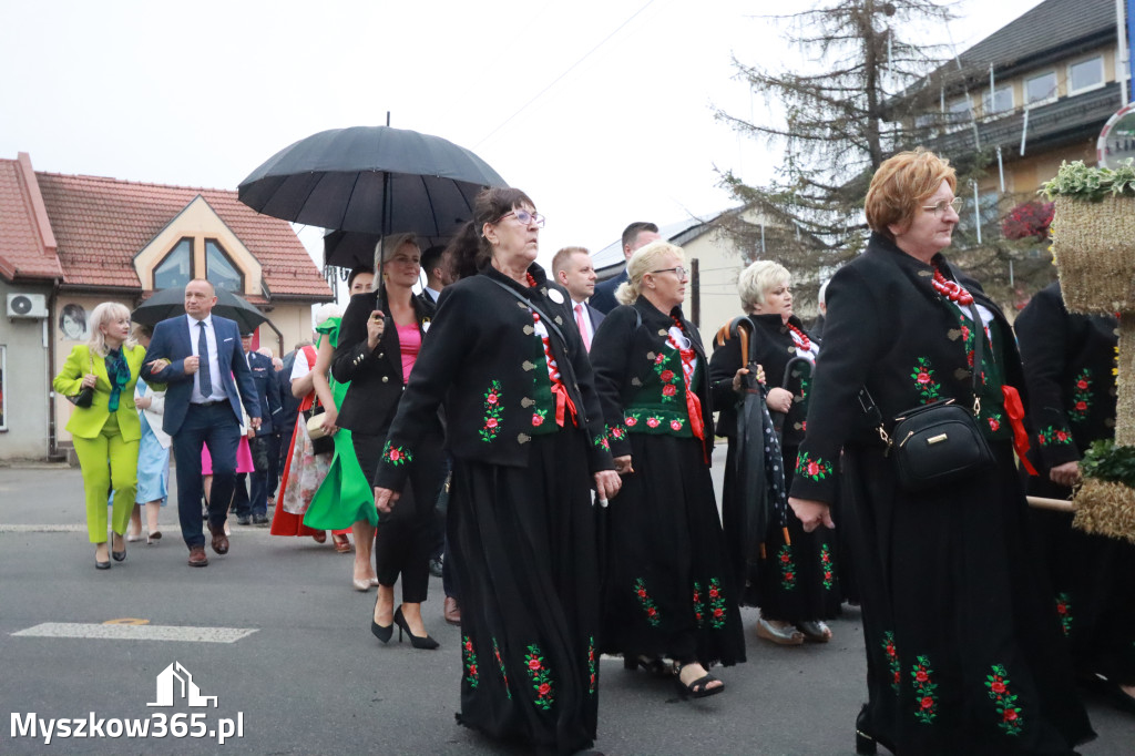 Fotorelacja I: Dożynki Powiatu Myszkowskiego w Niegowie