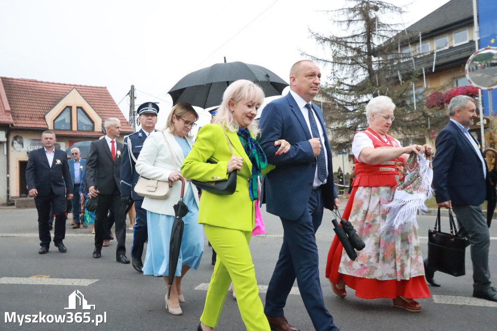 Fotorelacja I: Dożynki Powiatu Myszkowskiego w Niegowie