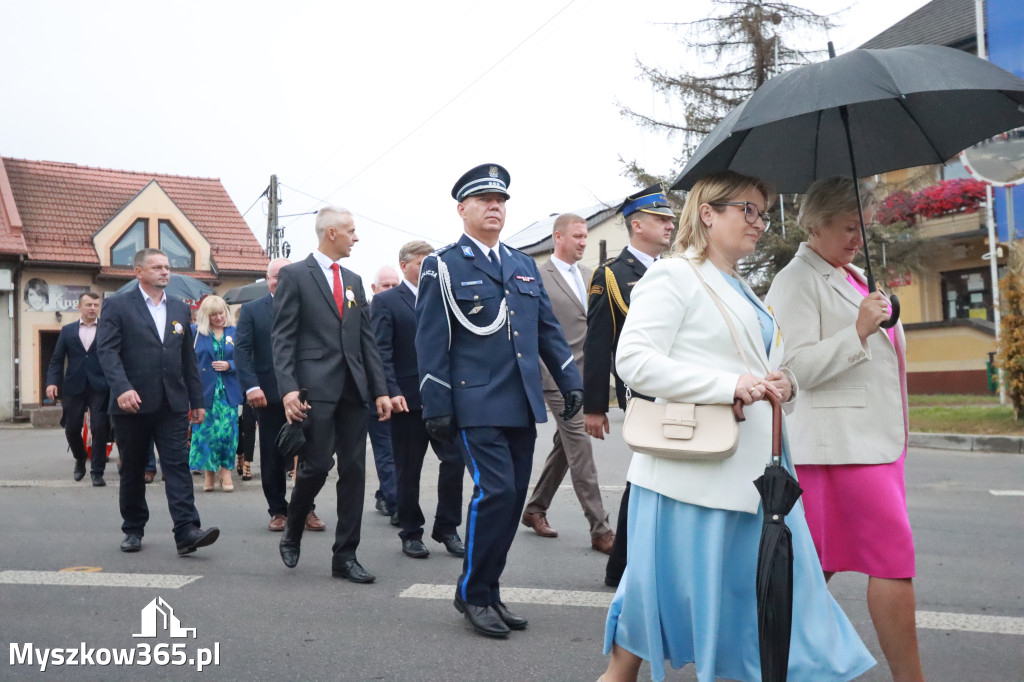 Fotorelacja I: Dożynki Powiatu Myszkowskiego w Niegowie