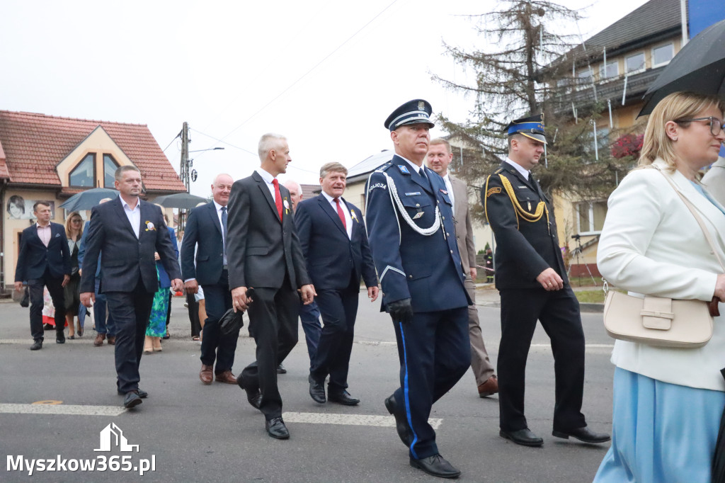 Fotorelacja I: Dożynki Powiatu Myszkowskiego w Niegowie
