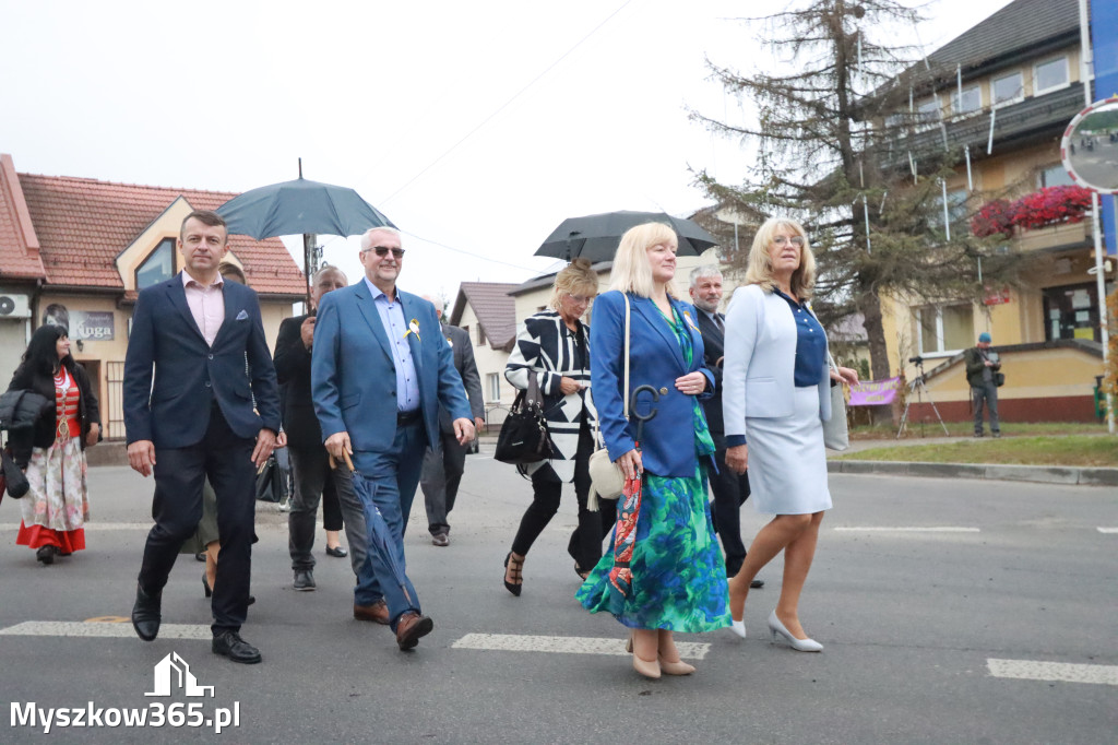 Fotorelacja I: Dożynki Powiatu Myszkowskiego w Niegowie