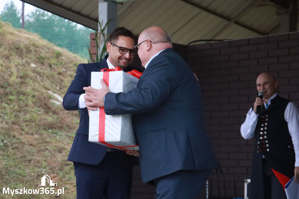 Fotorelacja II: Dożynki Powiatu Myszkowskiego w Niegowie
