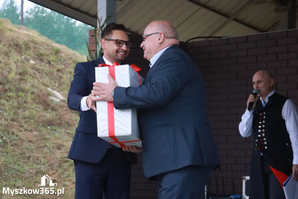 Fotorelacja II: Dożynki Powiatu Myszkowskiego w Niegowie