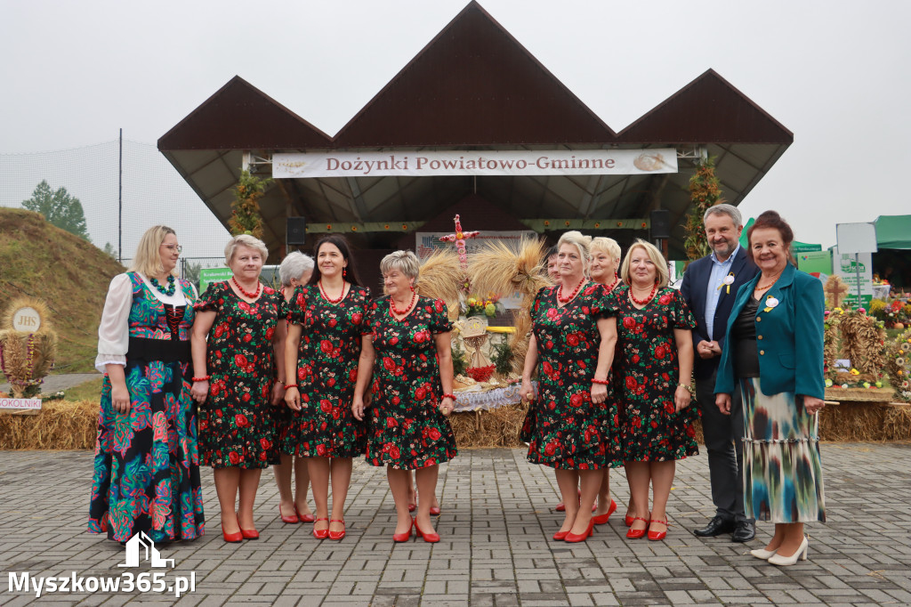 Fotorelacja III: Dożynki Powiatu Myszkowskiego w Niegowie