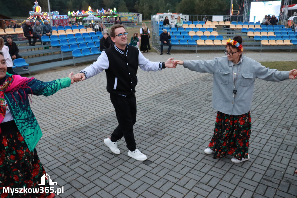 Fotorelacja III: Dożynki Powiatu Myszkowskiego w Niegowie