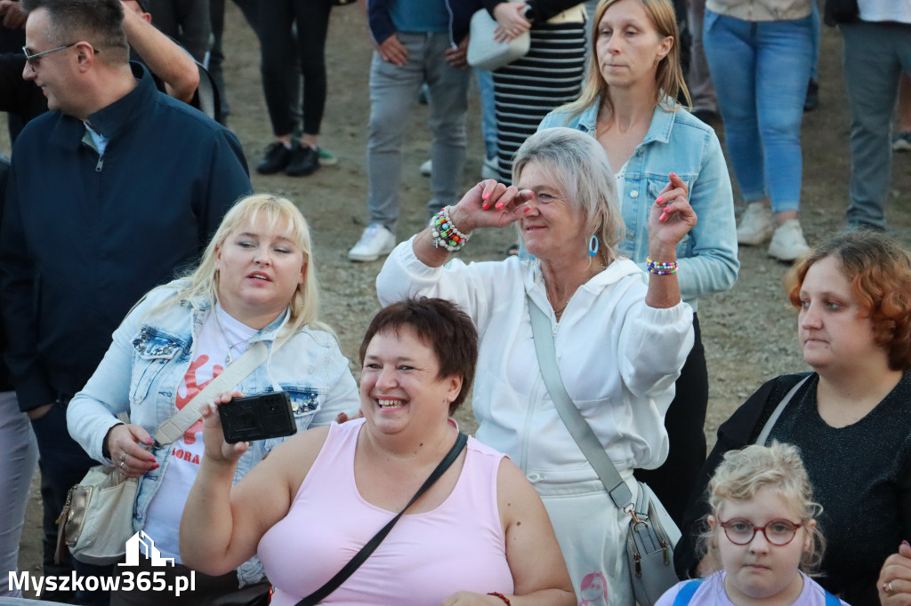 Fotorelacja IV: Dożynki Powiatu Myszkowskiego w Niegowie (niedziela)