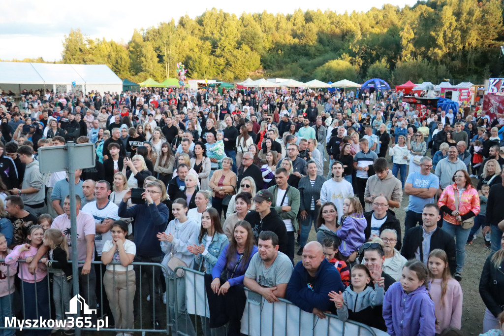Fotorelacja IV: Dożynki Powiatu Myszkowskiego w Niegowie (niedziela)