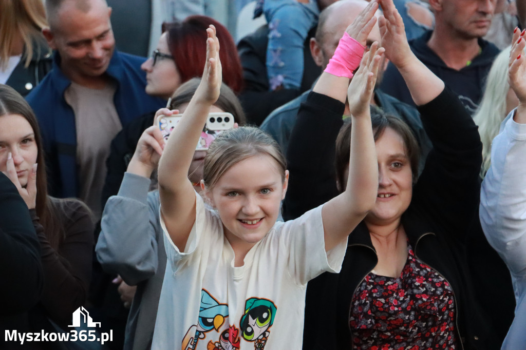 Fotorelacja IV: Dożynki Powiatu Myszkowskiego w Niegowie (niedziela)