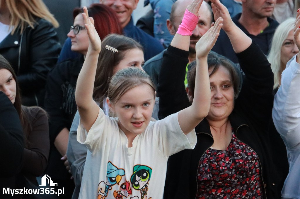 Fotorelacja IV: Dożynki Powiatu Myszkowskiego w Niegowie (niedziela)