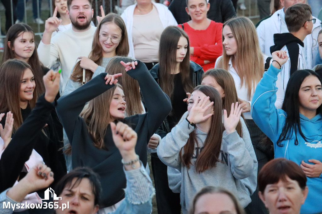 Fotorelacja IV: Dożynki Powiatu Myszkowskiego w Niegowie (niedziela)