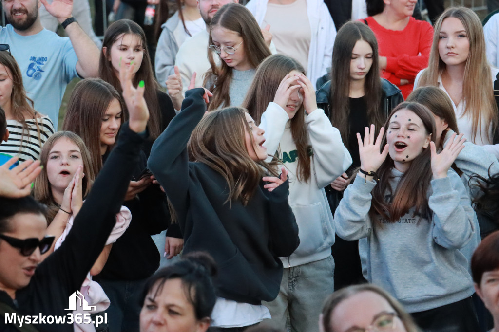 Fotorelacja IV: Dożynki Powiatu Myszkowskiego w Niegowie (niedziela)