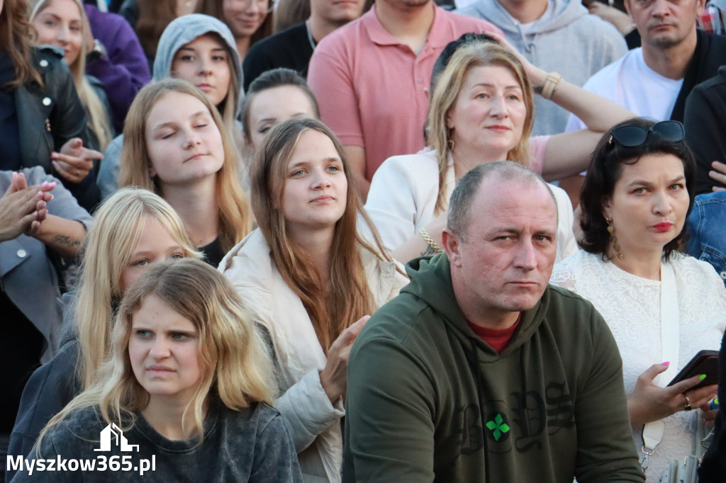 Fotorelacja IV: Dożynki Powiatu Myszkowskiego w Niegowie (niedziela)