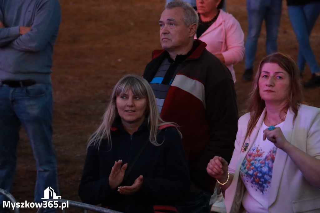 Fotorelacja IV: Dożynki Powiatu Myszkowskiego w Niegowie (niedziela)