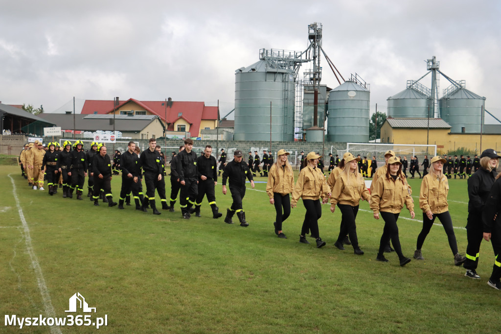 Fotorelacja I: Powiatowe Zawody Pożarnicze 2025 w Niegowie