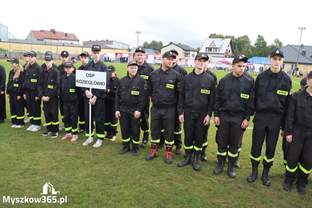 Fotorelacja I: Powiatowe Zawody Pożarnicze 2025 w Niegowie