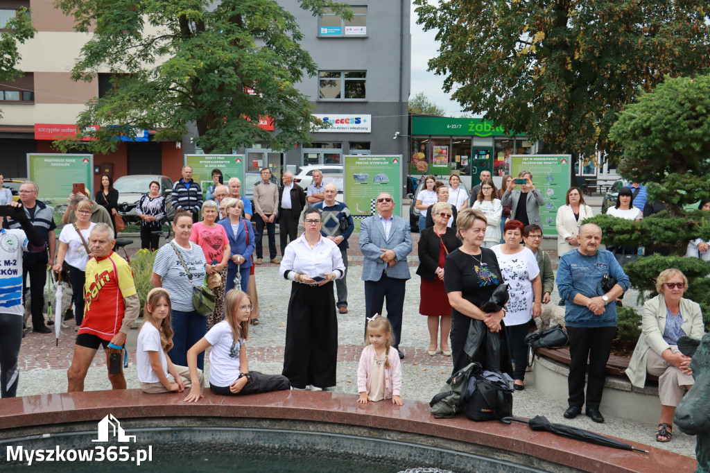 Fotorelacja: Uroczystość Odsłonięcia Pomnika Krystyna I z Koziegłów herbu Lis.