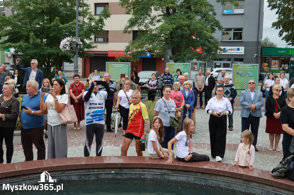 Fotorelacja: Uroczystość Odsłonięcia Pomnika Krystyna I z Koziegłów herbu Lis.