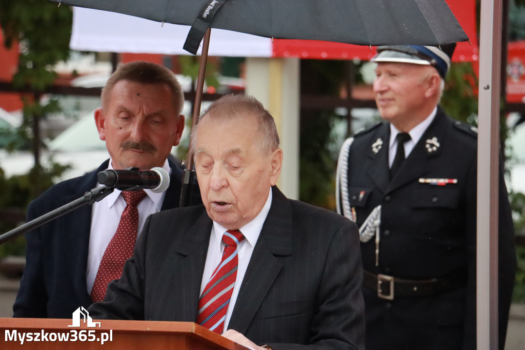 Fotorelacja: Uroczystość Odsłonięcia Pomnika Krystyna I z Koziegłów herbu Lis.