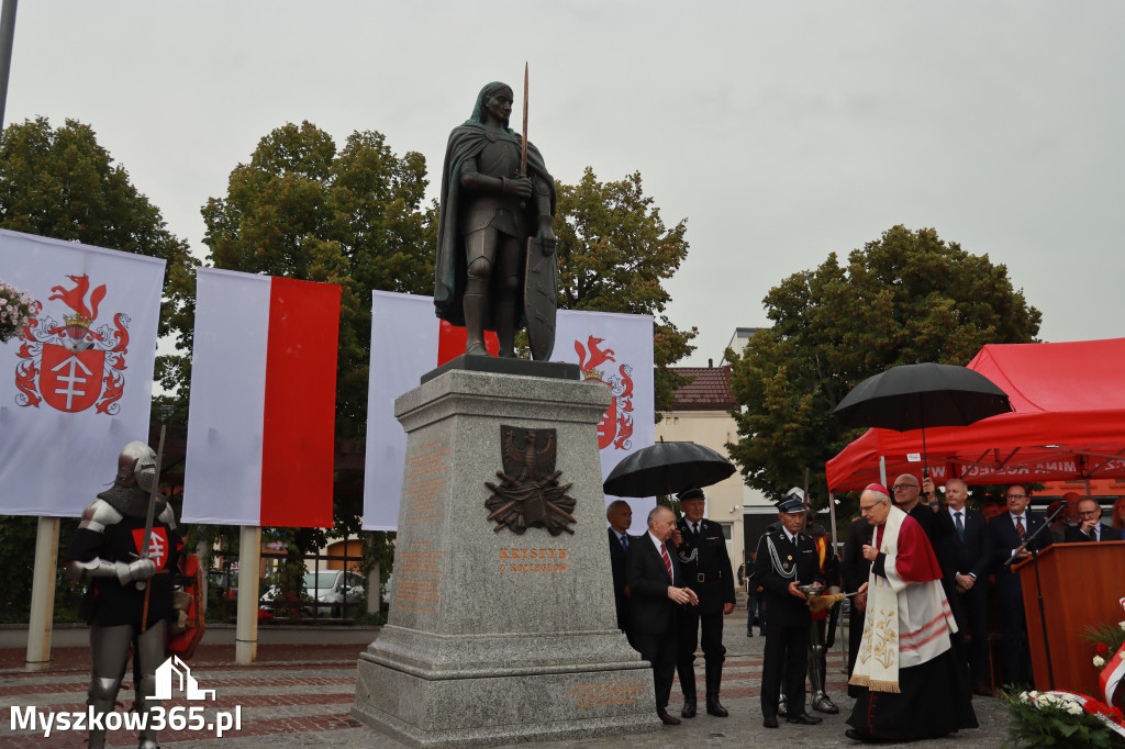 Fotorelacja: Uroczystość Odsłonięcia Pomnika Krystyna I z Koziegłów herbu Lis.