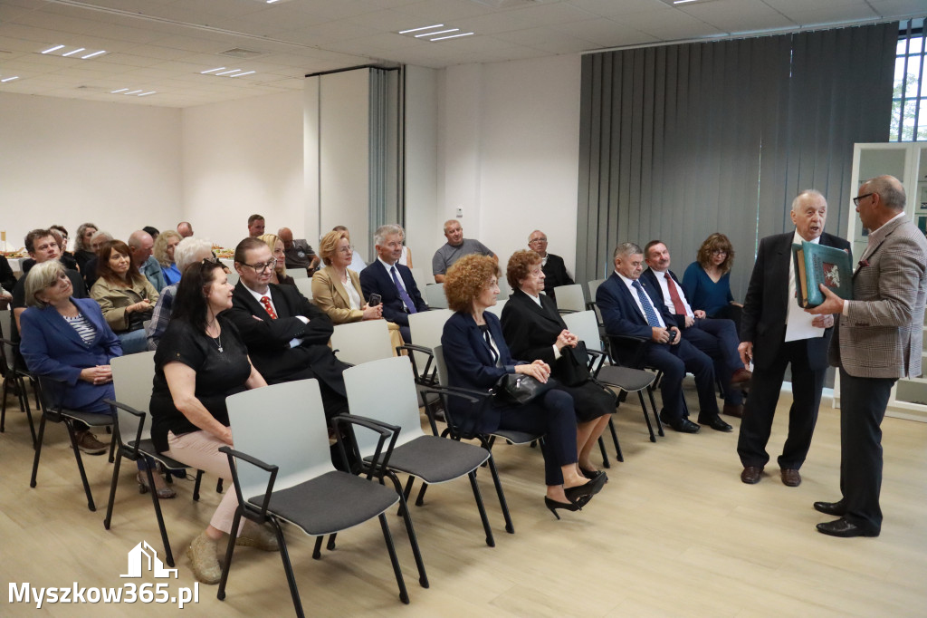 Fotorelacja: Uroczystość Odsłonięcia Pomnika Krystyna I z Koziegłów herbu Lis.