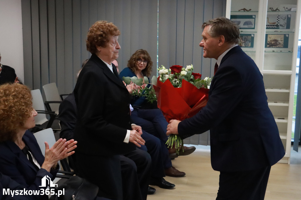 Fotorelacja: Uroczystość Odsłonięcia Pomnika Krystyna I z Koziegłów herbu Lis.