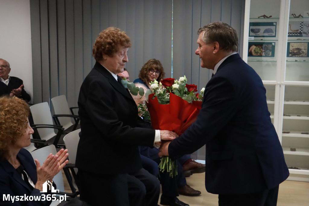 Fotorelacja: Uroczystość Odsłonięcia Pomnika Krystyna I z Koziegłów herbu Lis.