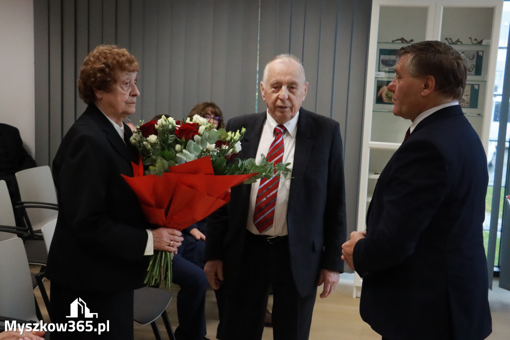 Fotorelacja: Uroczystość Odsłonięcia Pomnika Krystyna I z Koziegłów herbu Lis.