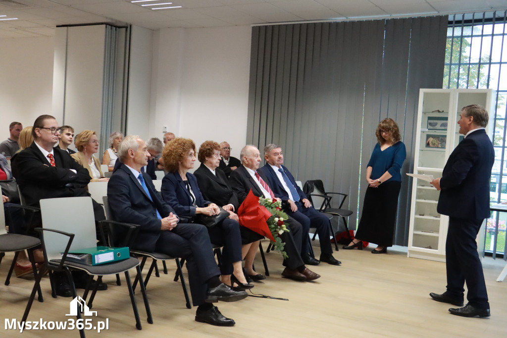 Fotorelacja: Uroczystość Odsłonięcia Pomnika Krystyna I z Koziegłów herbu Lis.