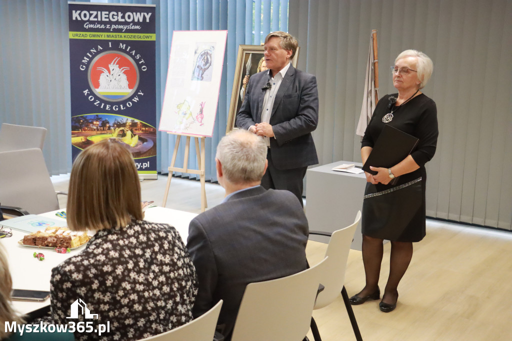 Fotorelacja: Uroczyste Odsłonięcie gabloty KOZIOŁEK ŁĄCZY LUDZI